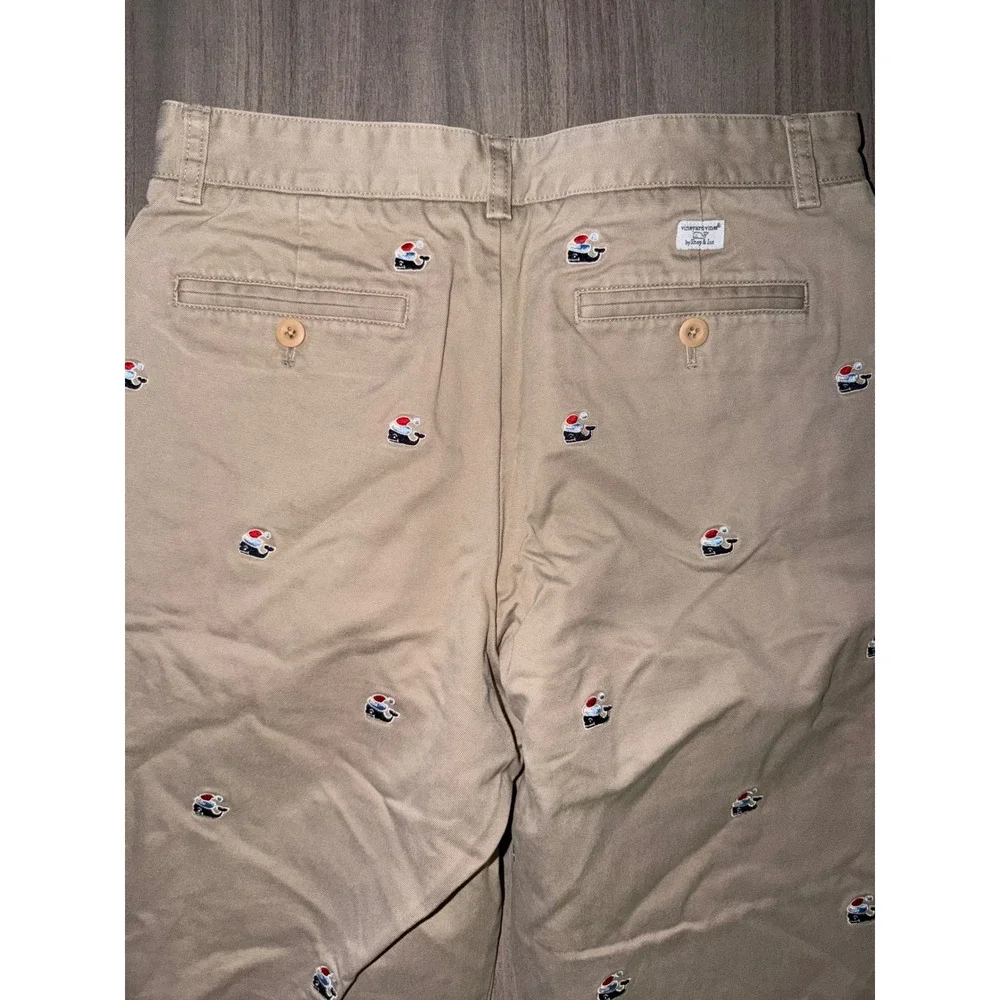Vineyard Vines Boys Khaki Holiday Santa Hat Whale Embroidered Chino Pants 20 CR5
